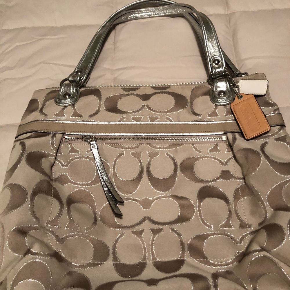 Coach signature shoulder bag - Picture 2 of 2